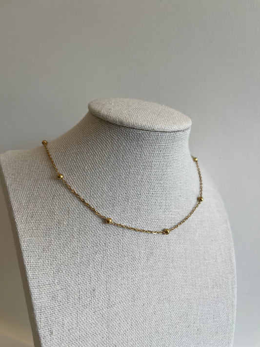 Collier chaîne perlé