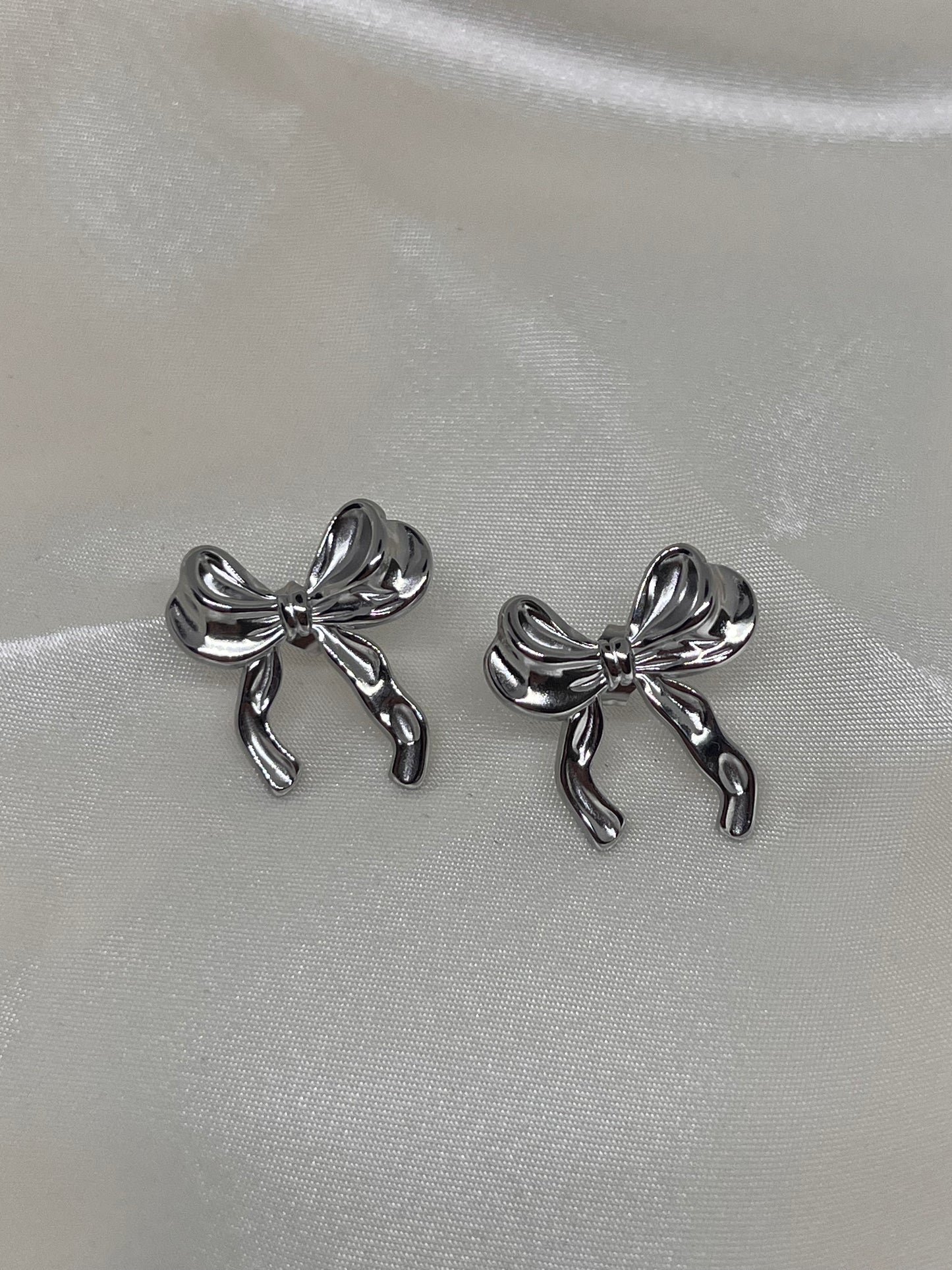 Boucles d’oreilles noeuds