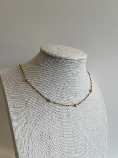 Collier chaîne perlé