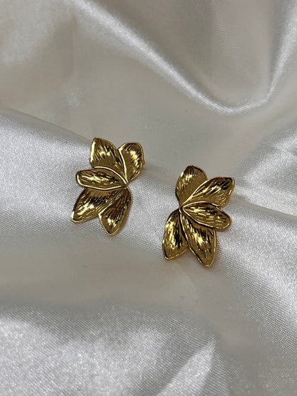 Boucles d’oreilles pétales de fleurs