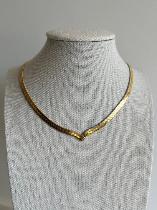 Collier V maille serpent